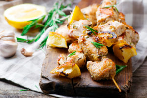 Chicken kebab with lemon